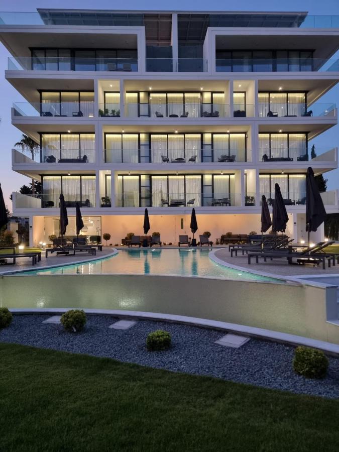 The Palmiers Aparthotel Paphos ภายนอก รูปภาพ