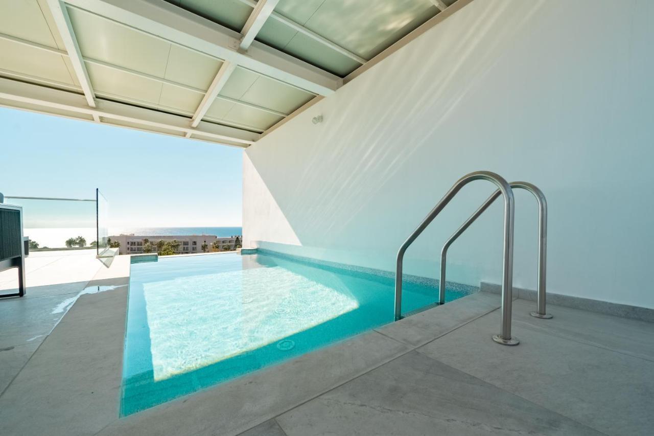 The Palmiers Aparthotel Paphos ภายนอก รูปภาพ